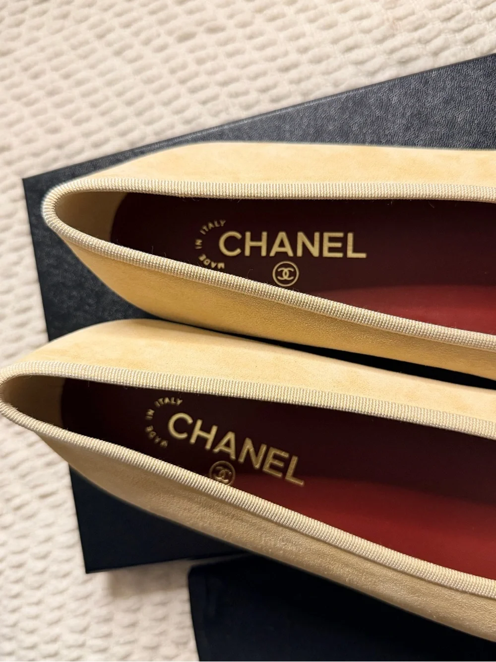 🤍New Chanel Beige Suede Patent Leather 100% AUTHENTIC 🤍
